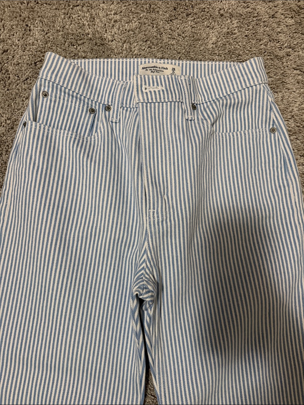 NWOT Abercrombie & Fitch 90s relaxed Jeans, high rise, blue & white stripe - Picture 3 of 9